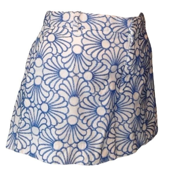 Joe Fresh Cotton Floral Embroidered Blue & White Shorts - Picture 3 of 12